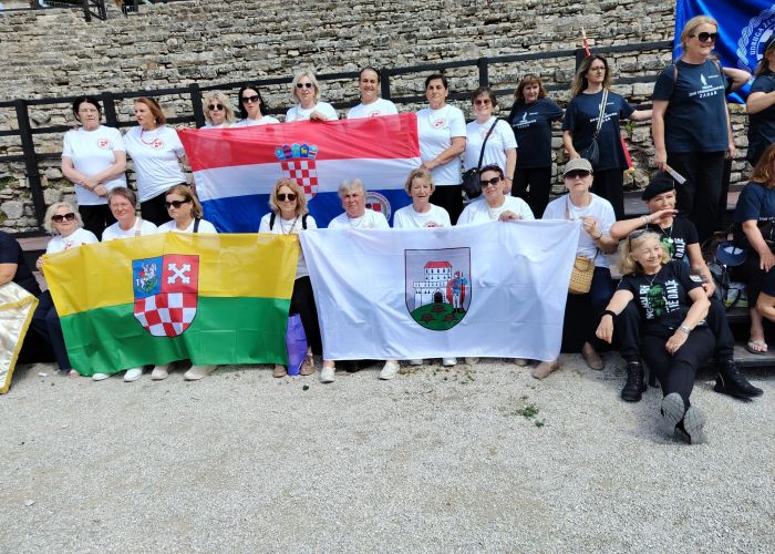 BRANITELJICE IZ CIJELE HRVATSKE NA 8. SUSRETU BRANITELJICA ODRŽANIM POD SLOGANOM „ŽENA- MAJKA-RATNICA“ U PULI DOSTOJANSTVENO OBILJEŽILE  SVOJ DAN