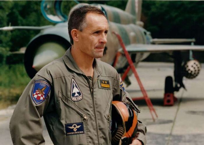 DANIJEL BOROVIĆ - RATNI PILOT: POVIJESNI PRELET IZ BiH U HRVATSKU 4. veljače 1992.