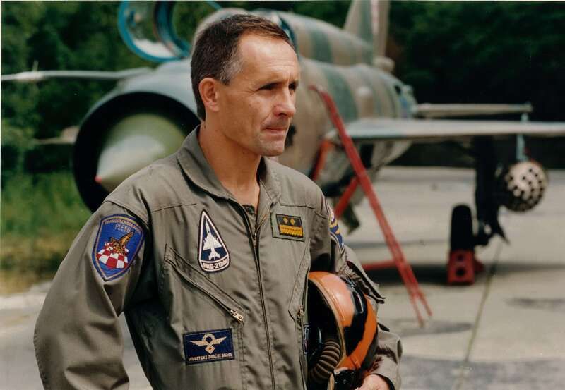 DANIJEL BOROVIĆ - RATNI PILOT: POVIJESNI PRELET IZ BiH U HRVATSKU 4. veljače 1992.