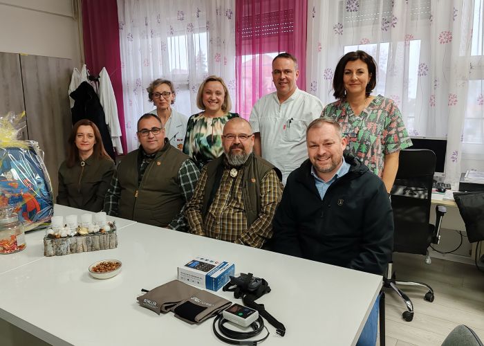 BOŽIĆNI POKLON LOVAČKOG SAVEZA BJELOVARSKO- BILOGORSKE ŽUPANIJE, ODJELU PEDIJATRIJE BJELOVARSKE BOLNICE