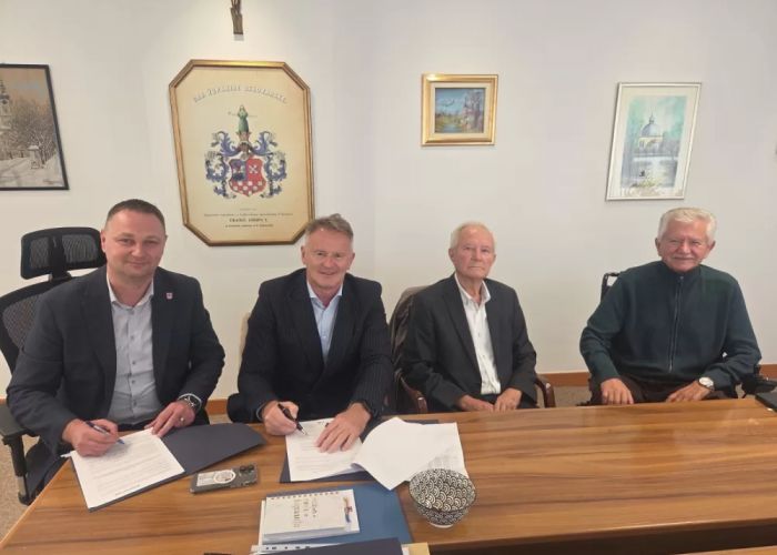 BJELOVARSKO - BILOGORSKA ŽUPANIJA  SUBVENCIONIRA AUTOBUSNE KARTE UMIROVLJENICIMA - 60% OD CIJENE KARTE