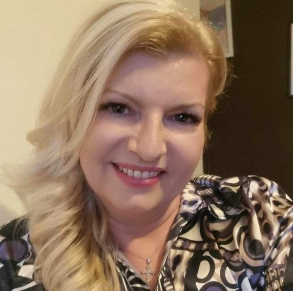 INTERVJU: med. sestra ZORICA GREGURIĆ - Vukovarske heroine u ratnom paklu INTERVJU: med. sestra ZORICA GREGURIĆ - Vukovarske heroine u ratnom paklu